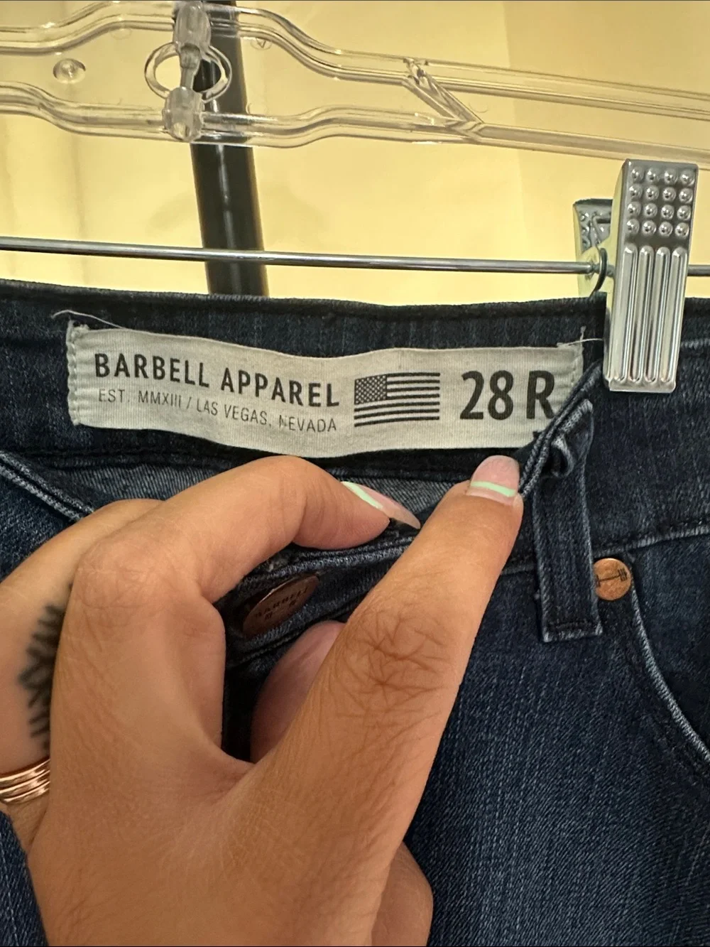 Barbell Apparel Dark Indigo Capri size 28